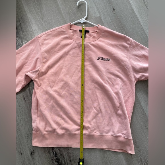 FOREVER 21 L’AMORE Crewneck Size: L  Color: Peachy Pink - Picture 2 of 7